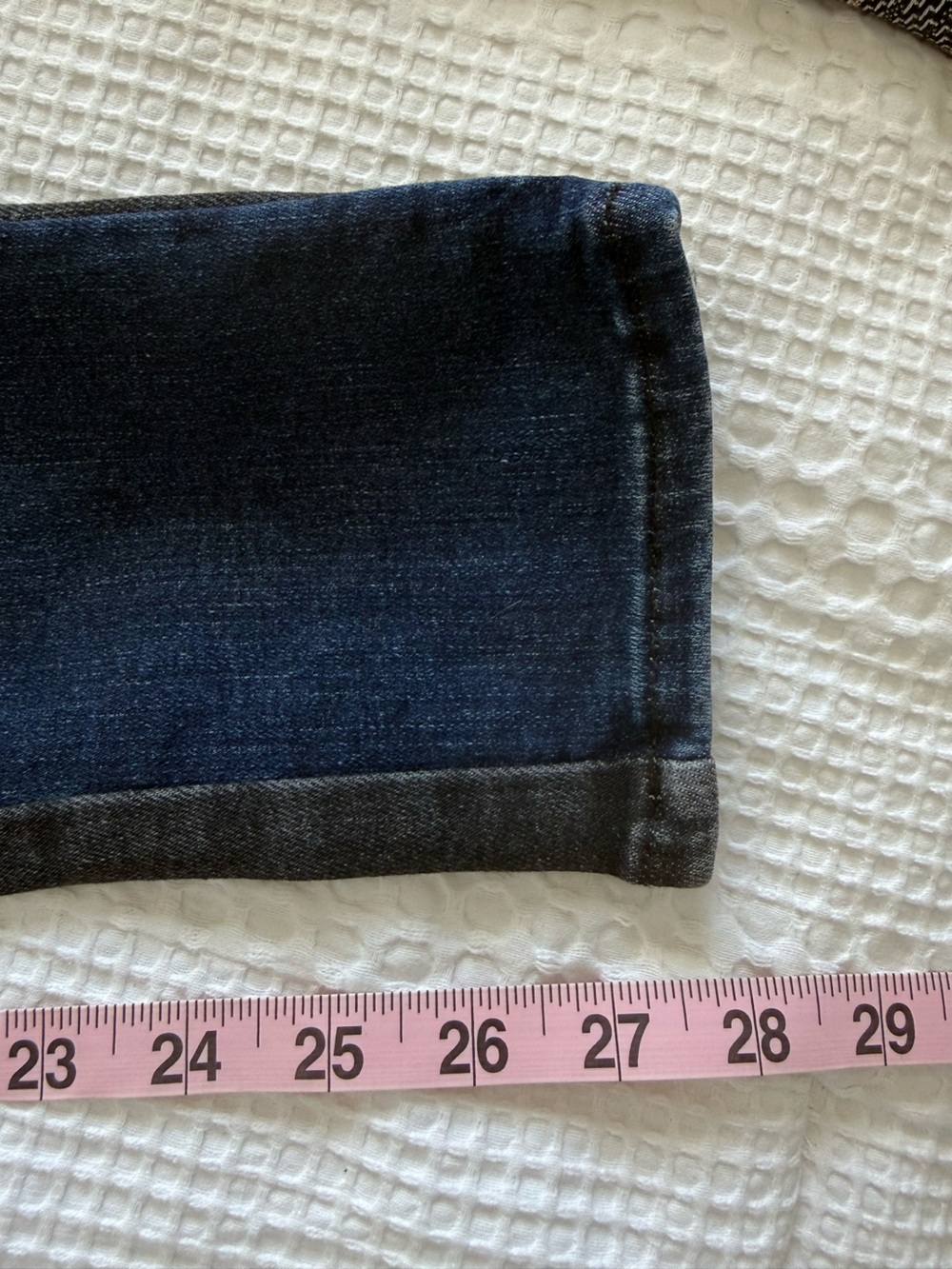 FRAME Le One Skinny Two Tone Jeans Size 2 Blue Black 28” Inseam - Picture 9 of 9